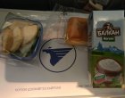  Монголските авиолинии сервират мляко с името на нашата, лиценз на LB