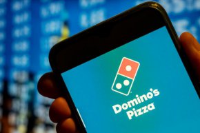 НЕ! Domino's носи пица за 1,20 часа на 30 мин. пешеходно разстояние в празна августовска София 