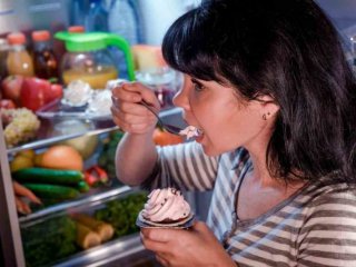   Как да спрем емоционалното хранене и защо диетите с имена не работят?