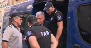 Паскал беше доведен в Антикорупционната комисия 