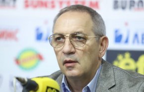 Президентът на БФМП отлетя от София за Литва за среща с принц Алберт II 