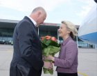 Премиерът Росен Желязков лично посрещна Урсула фон дер Лайен