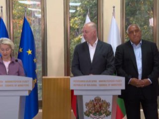  Урсула фон дер Лайен: 1/3 от оръжията в Украйна идват от България