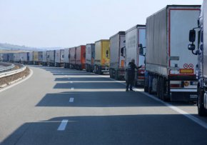 Гръцката полиция разби наркоканал с участие на български камиони и шофьори 