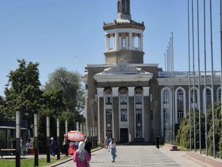  Отвоювалият 100% златото си от канадците Киргизстан тръгва по пътя на просперитета