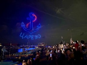 Уникално дрон-шоу и над 15000 гости на рибен фест Царево