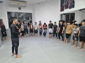  BJJ е лек vs депресия: Борещият се усмихнат азиатски шампион Ф. Боймуродов