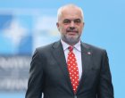 ИИ министър назначават в Албания