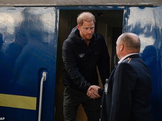Принц Хари с изненадващо посещение в Киев