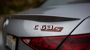 Mercedes-AMG обмисля нов C63 с 6-цилиндров двигател и хибридна опция