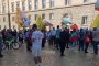 Антиправителствен протест се провежда край парламента 