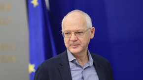 Мин. заплата много е изпреварила икономиката. Трябва да спре и да изчака: Васил Велев