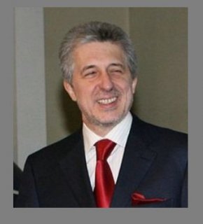  Въпрос за 36 млн.лв: Как "прозрачната" Столична община скри удължаването на рекламния монопол на Пъпката - над 2/3 от билбордовете, много от които незаконни?