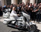 BMW подари специален R 18 Transcontinental на папа Лъв XIV