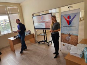 Гимназисти от Костинброд научиха как да се справят с омразата