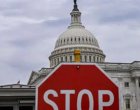  Американското правителство спря работа
