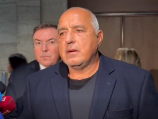 Светът уверено върви към война, много съм притеснен: Борисов