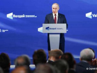 "Глупост" е мантрата за война ЕС-РФ, но залозите стнаха много високи: Путин