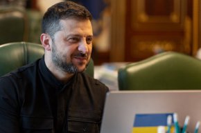  САЩ замразиха преговорите за военна подкрепа за Киев