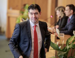 Терзиев трябва да докладва как ще се справи със сметосъбирането в Люлин и Красно село: Таков