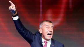 Украйна не е готова за ЕС: Победителят на изборите в Чехия