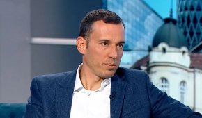 Турските чистачи не са избягали - вземат и по-висока цена за спечелената от лъжещия кмет зона в София, всичко е договорка с българските "вълци"