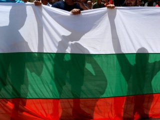 Искаме имената на 216 000 с бг паспорти в РСМакедония, както и лесно бг гражданство за ценни чужди кадри чрез нов Закон