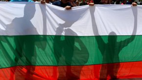 Искаме имената на 216 000 с бг паспорти в РСМакедония, както и лесно бг гражданство за ценни чужди кадри чрез нов Закон