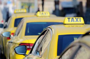 Такситата в София искат поскъпване: 1,74 лв. дневна и 2 лв. нощна тарифа на километър