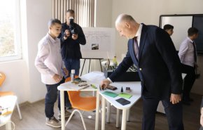   2200 нови СТЕМ-центъра правят бг училището хайтек: Премиерът  