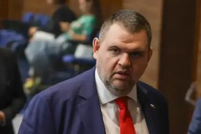 Избори няма да има, купонът се отменя, Чичо Румен да връща шампанското: Пеевски