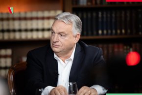   Путин разговаря с Орбан преди срещата с Тръмп в Будапеща