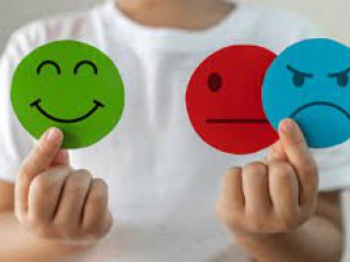 Каква е разликата между емоции и чувства, как ги регулираме и защо злопаметността е психопроблем