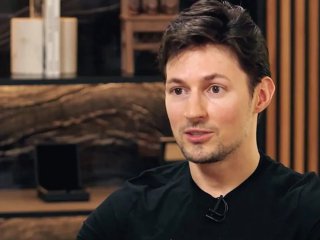 Дуров предлага да купи откраднати бижута от Лувъра