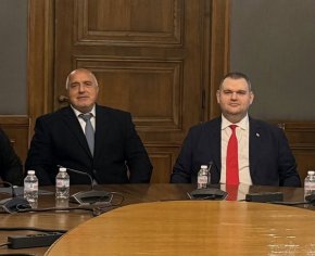 ДПС ще продължи да подкрепя кабинета, но отказва участие в него