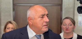 Радев ме имитира: Борисов