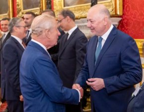 Премиерът Желязков покани крал Чарлз в България