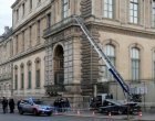 Полицията арестува двама за обира в Лувъра чрез проследяване на телефон и ДНК следи