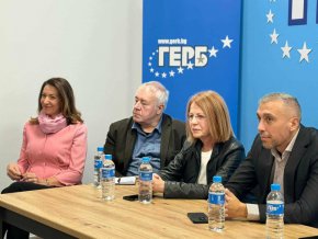 Министър и Фандъкова откриха обновения офис на ГЕРБ в Студентски