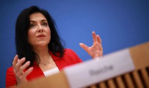 Берлин: САЩ ще изключат немските дъщерни дружества на Роснефт от санкциите