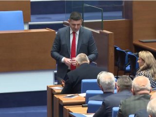 Борисов се подписа в подписката, инициирана от ПП-ДБ, за оставката на шефа на КПК