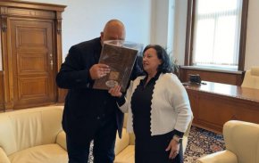 Само от Господ имам страх, може да забави, но редът си идва: Борисов