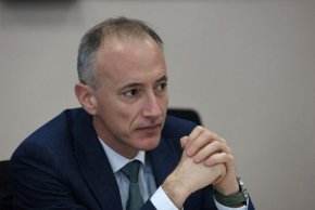  Скок на приема за мед. сестри с 36% заради махането на таксите