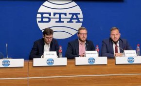  Зам.-министър Петър Младенов: ММС работи за включване на младите в обществения и политическия живот  