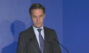 Шефът на НАТО: Западът да се подготви за дългосрочна конфронтация с Русия