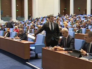 НС: Особеният управител поема контрола над активите на Лукойл у нас 