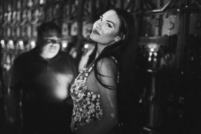 EL MA с нова песен JULIE