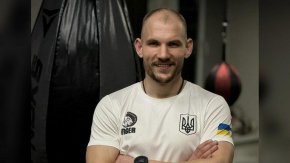 Шофьорът на Анджелина Джоли: Бях измамен да се присъединя в украинската армия