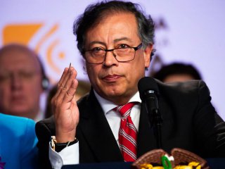 Колумбийският лидер нарече Тръмп „варварин“ заради ударите в Карибско море