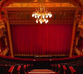   Ако на сцената има пушка